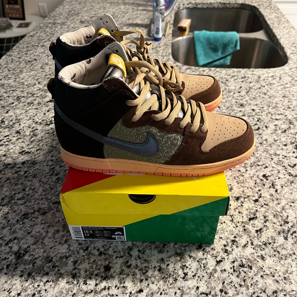UAnike Dunk High SB TurDUNKen